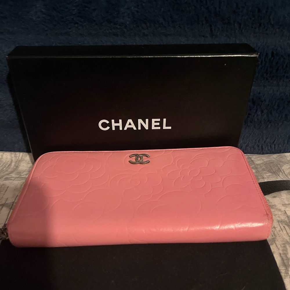 CHANEL Camellia Embossed Zip-around Wallet